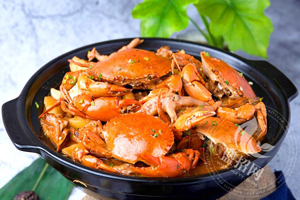 县城觅蟹肉蟹煲一年可以赚多少